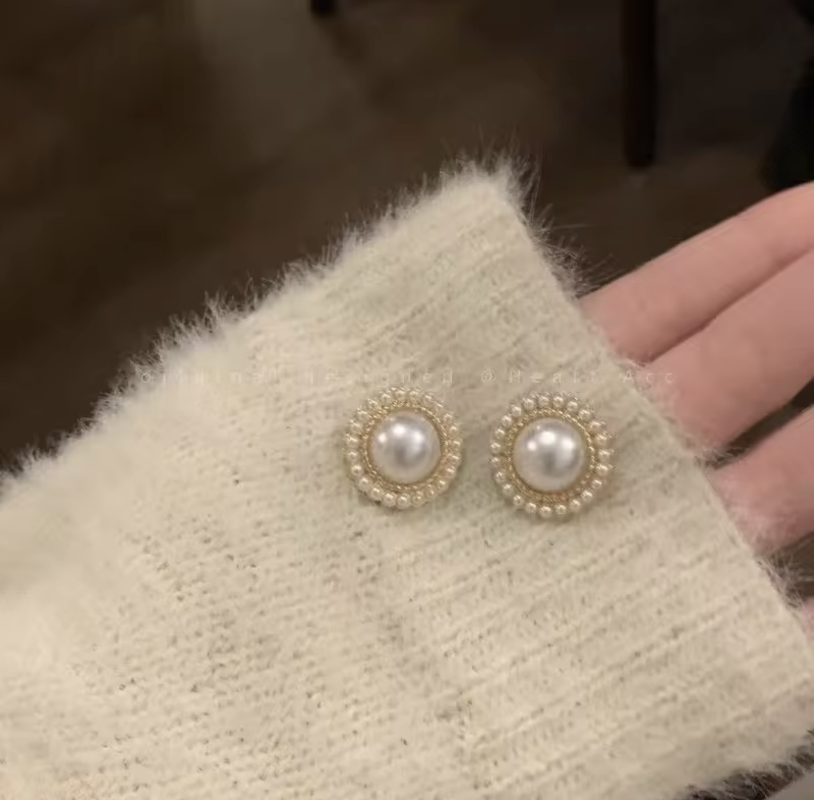 Classic Vintage-Inspired Pearl Stud Earrings