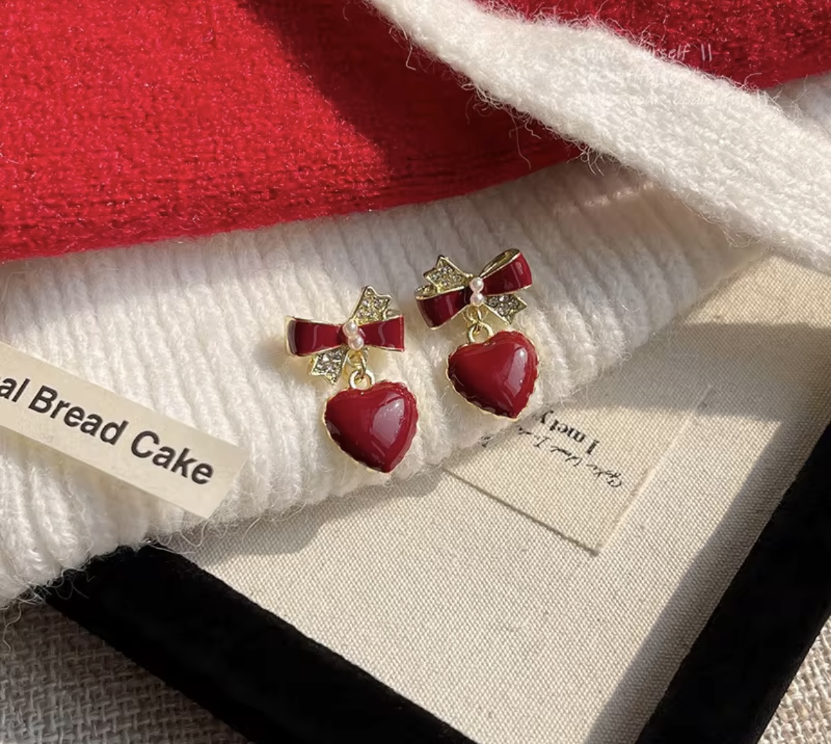 Mehroon Heart Bow Korean Earring