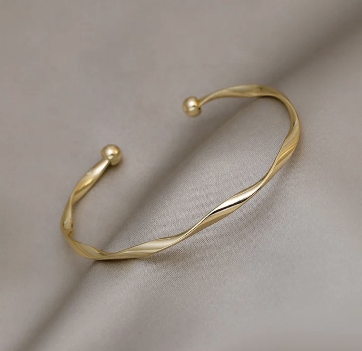 Gold Plated Twisted Adjustable Bracelet