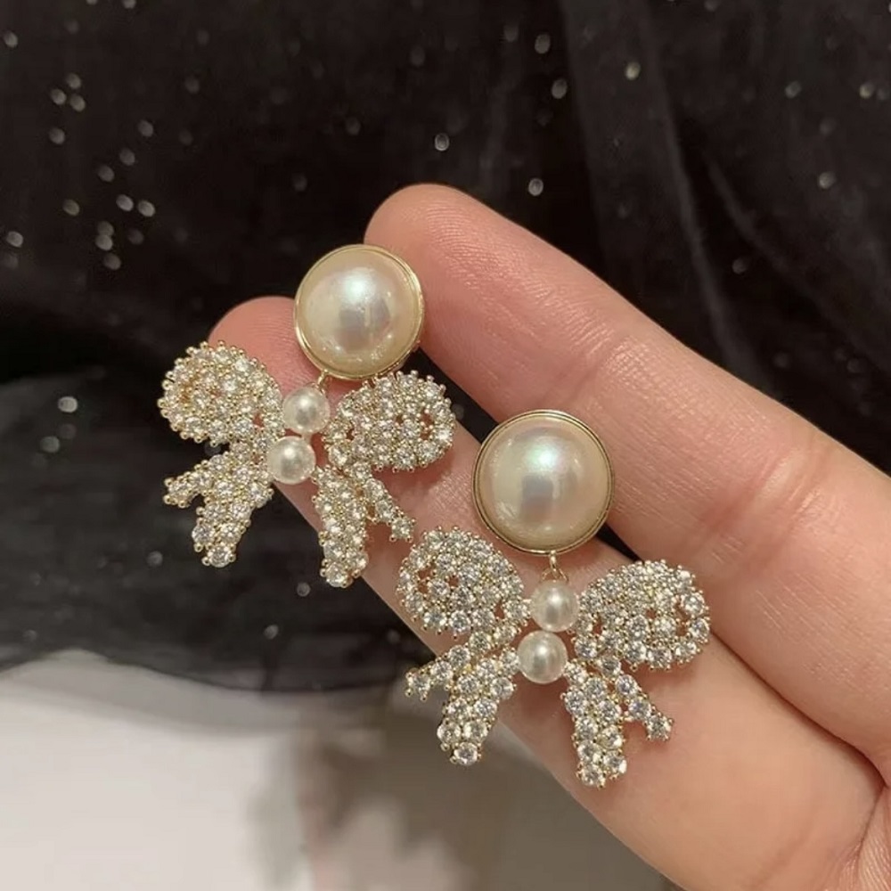 Pearl Diamond Bow Korean Earring