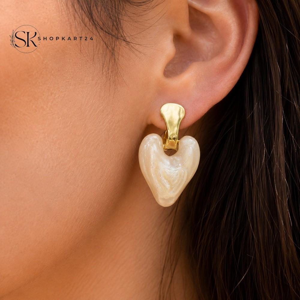 Vanilla Heart Earrings