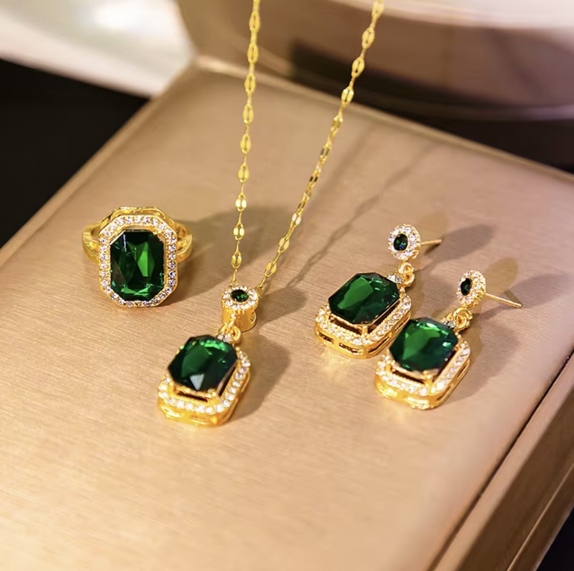 Green Stone Jewelry Set (Necklace, Earrings & Ring)