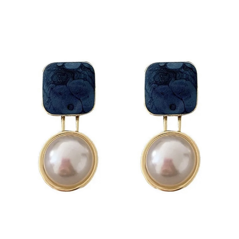 Blue Pearl Geometric Pattern Earring