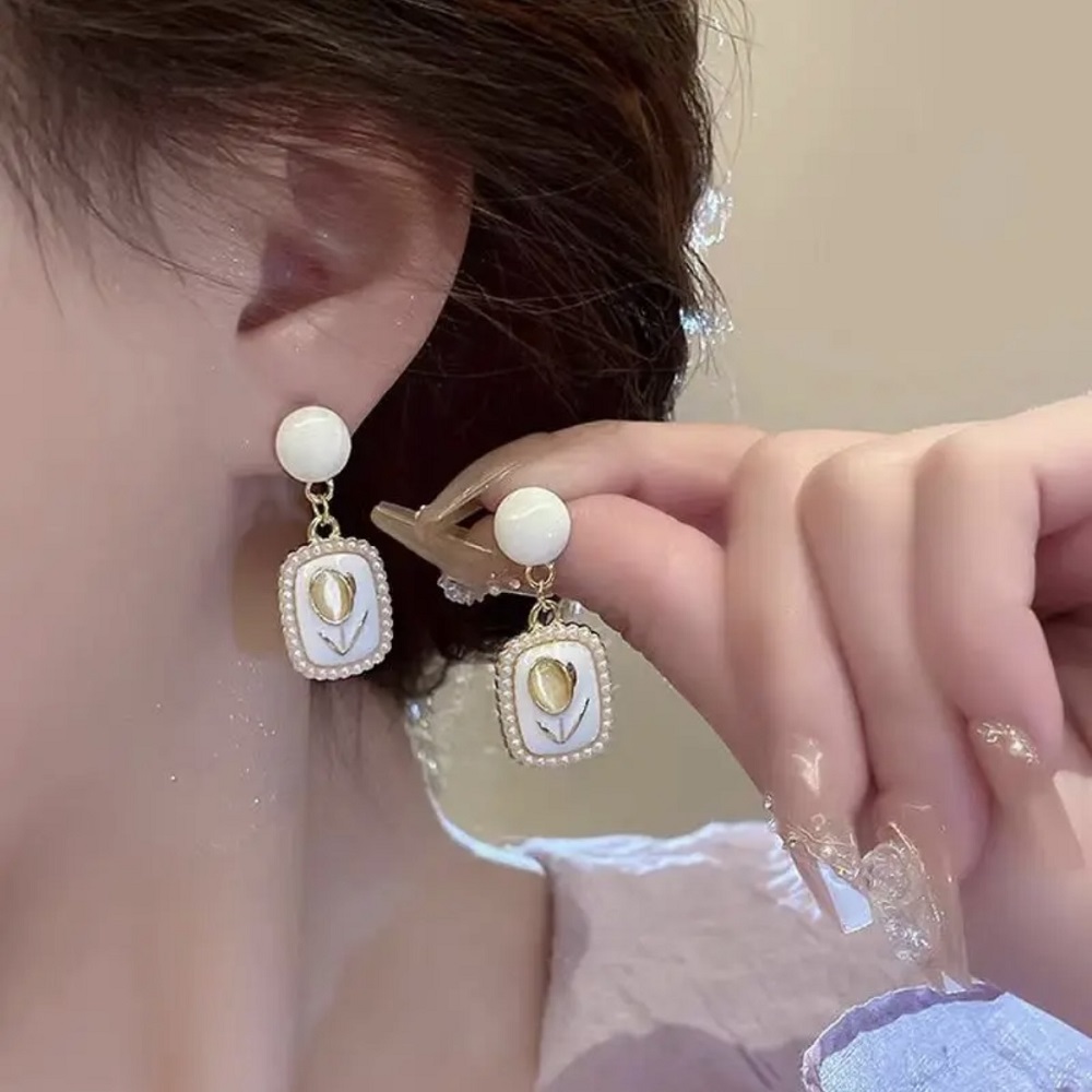 White Square Pearl Flower Stud Korean Earring